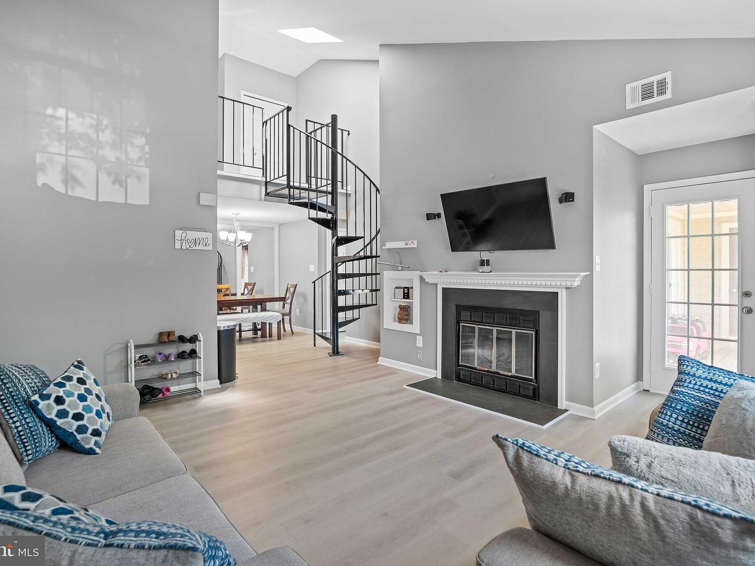 6911 Sandra Marie Cir UNIT 6911B Alexandria, VA 22310 - Thumbnail 5