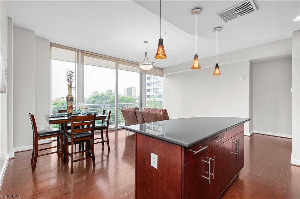 201 N Elm St STE 310 Greensboro, NC 27401 - Thumbnail 5