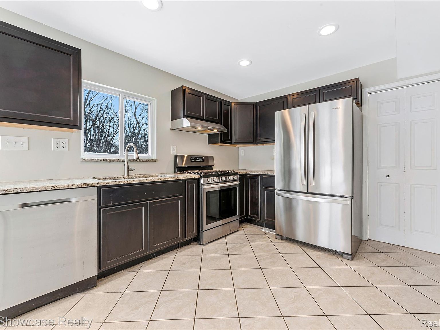 29230 Greening St Farmington Hills, MI 48334 - Thumbnail 5