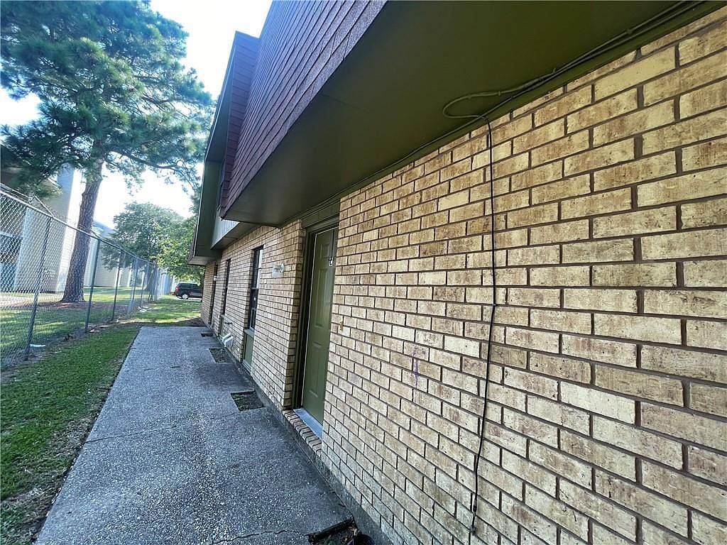 8030 Lacombe St New Orleans, LA 70127 - Thumbnail 5