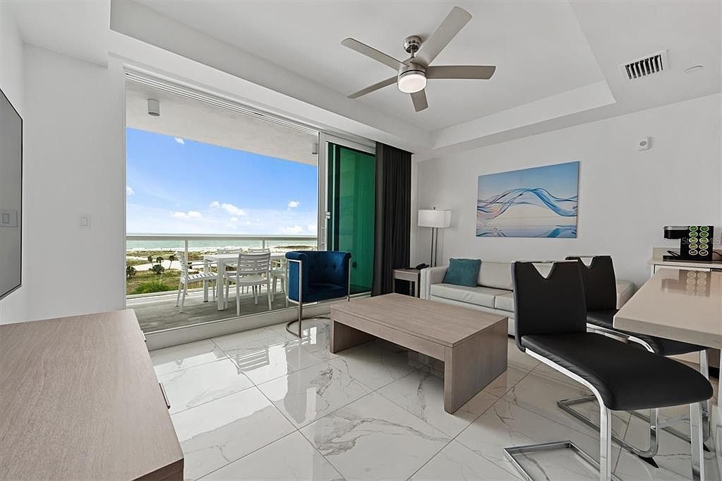 11500 Gulf Blvd #610 Saint Petersburg, FL 33706 - Thumbnail 5