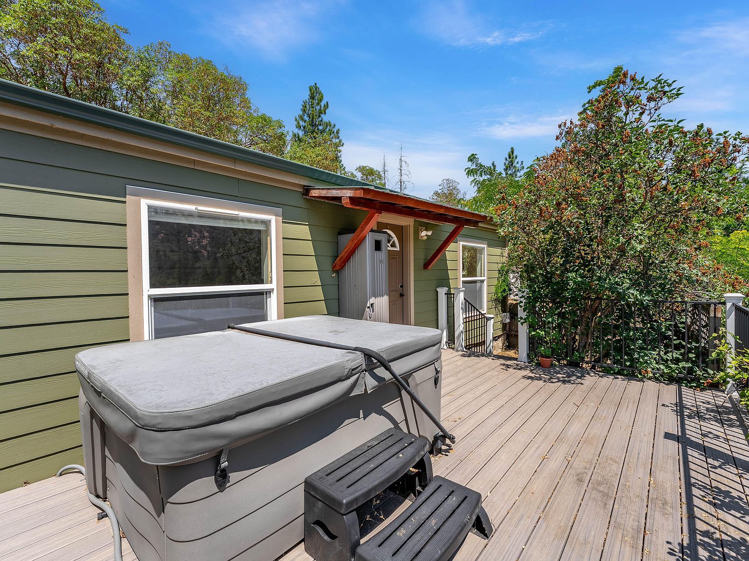 17013 Williams Hwy Williams, OR 97544 - Thumbnail 5