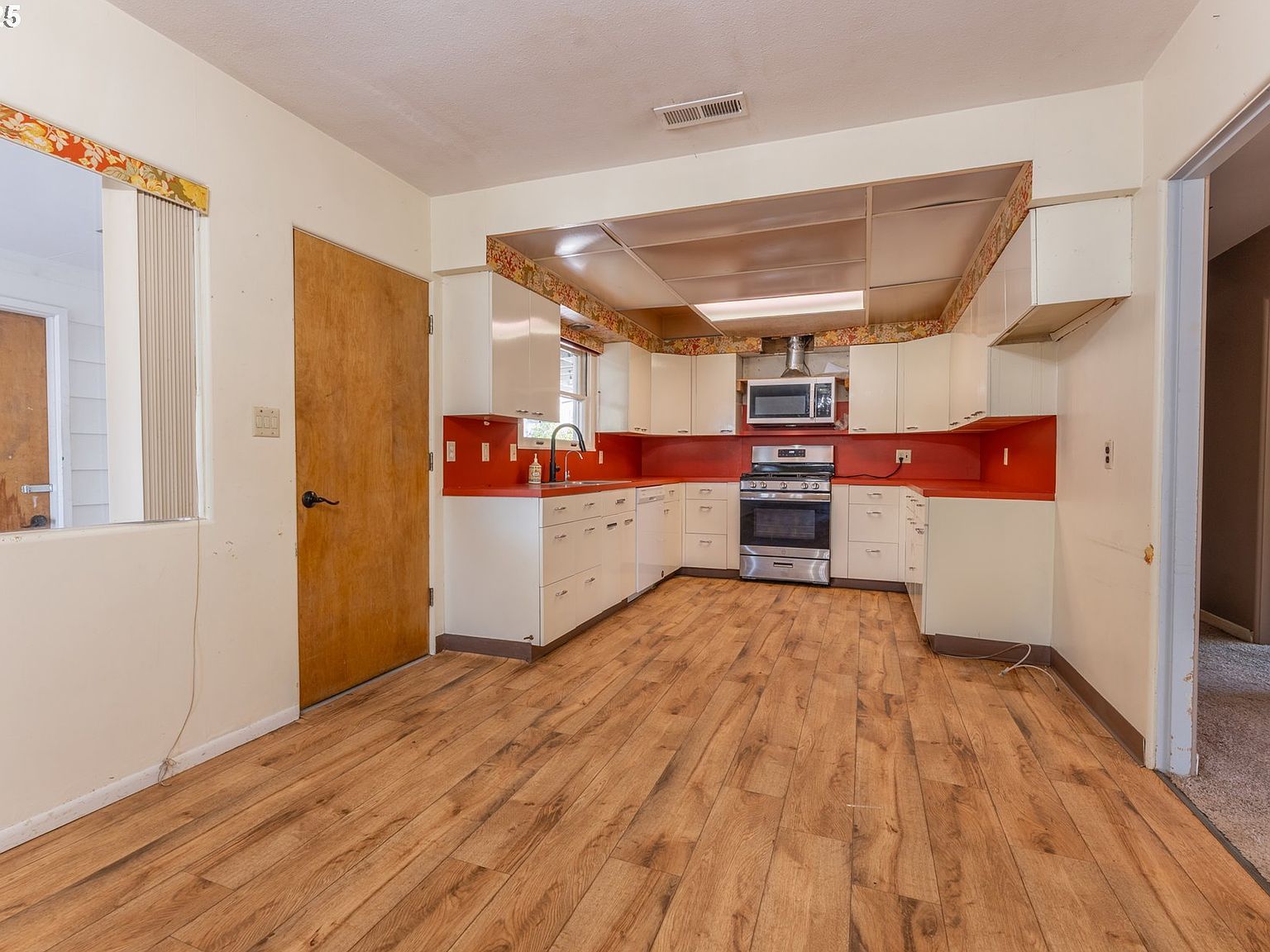 176 N Henry St Coquille, OR 97423 - Thumbnail 5