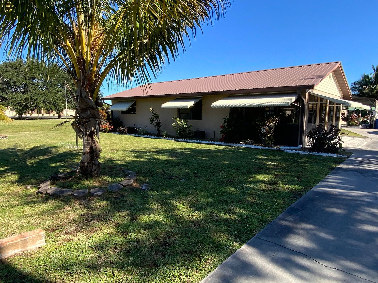 1095 Chobee Loop Okeechobee, FL 34974 - Thumbnail 5