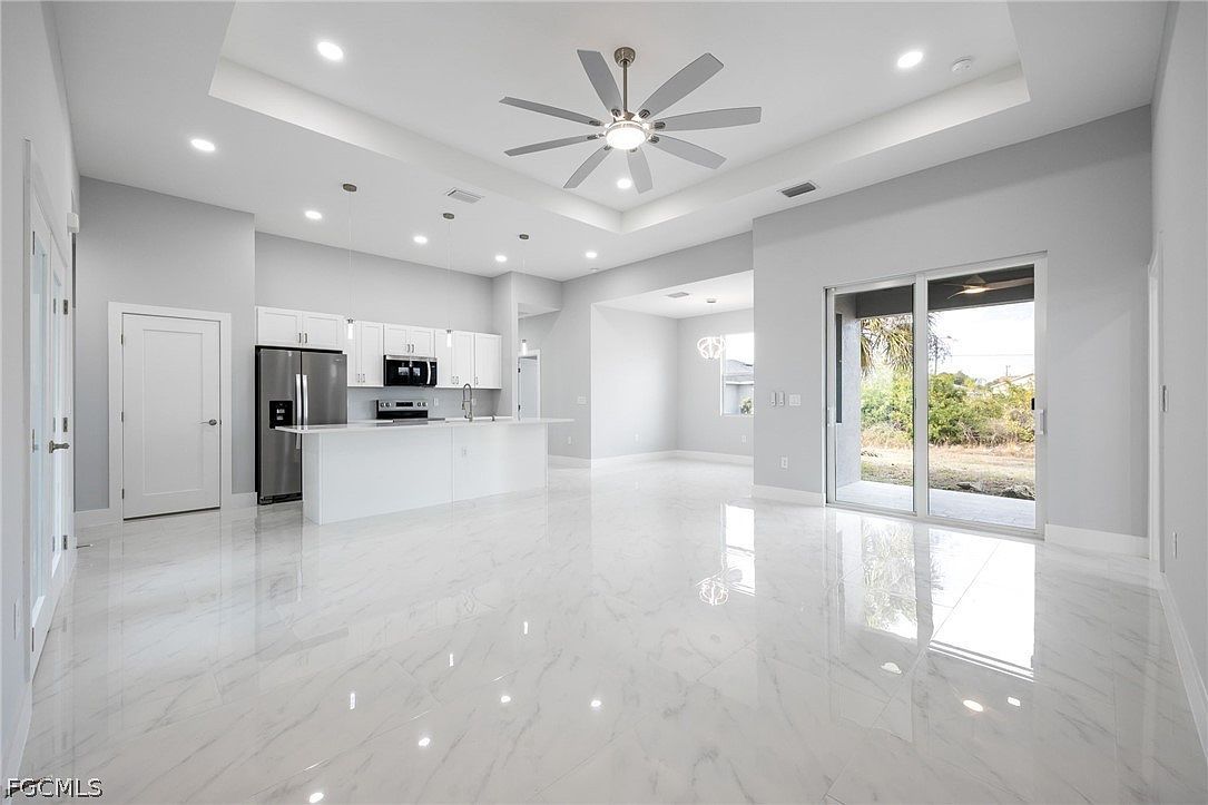 3716 14th St W Lehigh Acres, FL 33971 - Thumbnail 5