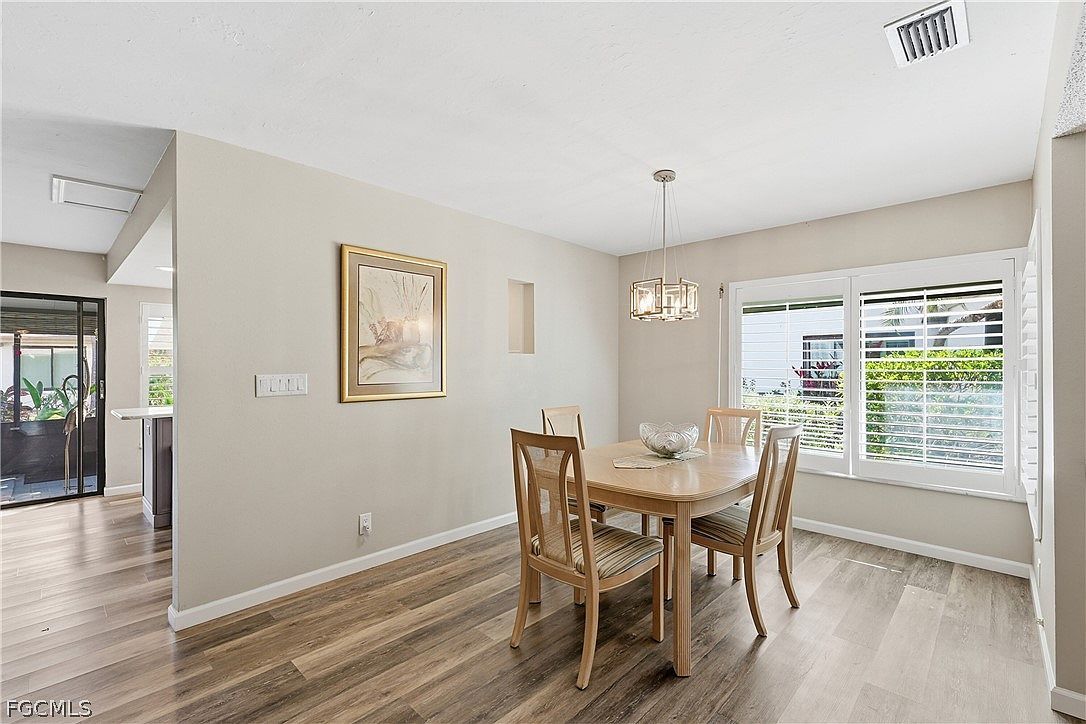 1836 Pine Glade Cir Fort Myers, FL 33907 - Thumbnail 5