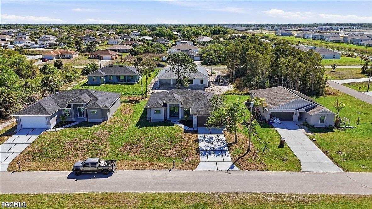 431 Palmyra Ave Lehigh Acres, FL 33974 - Thumbnail 5