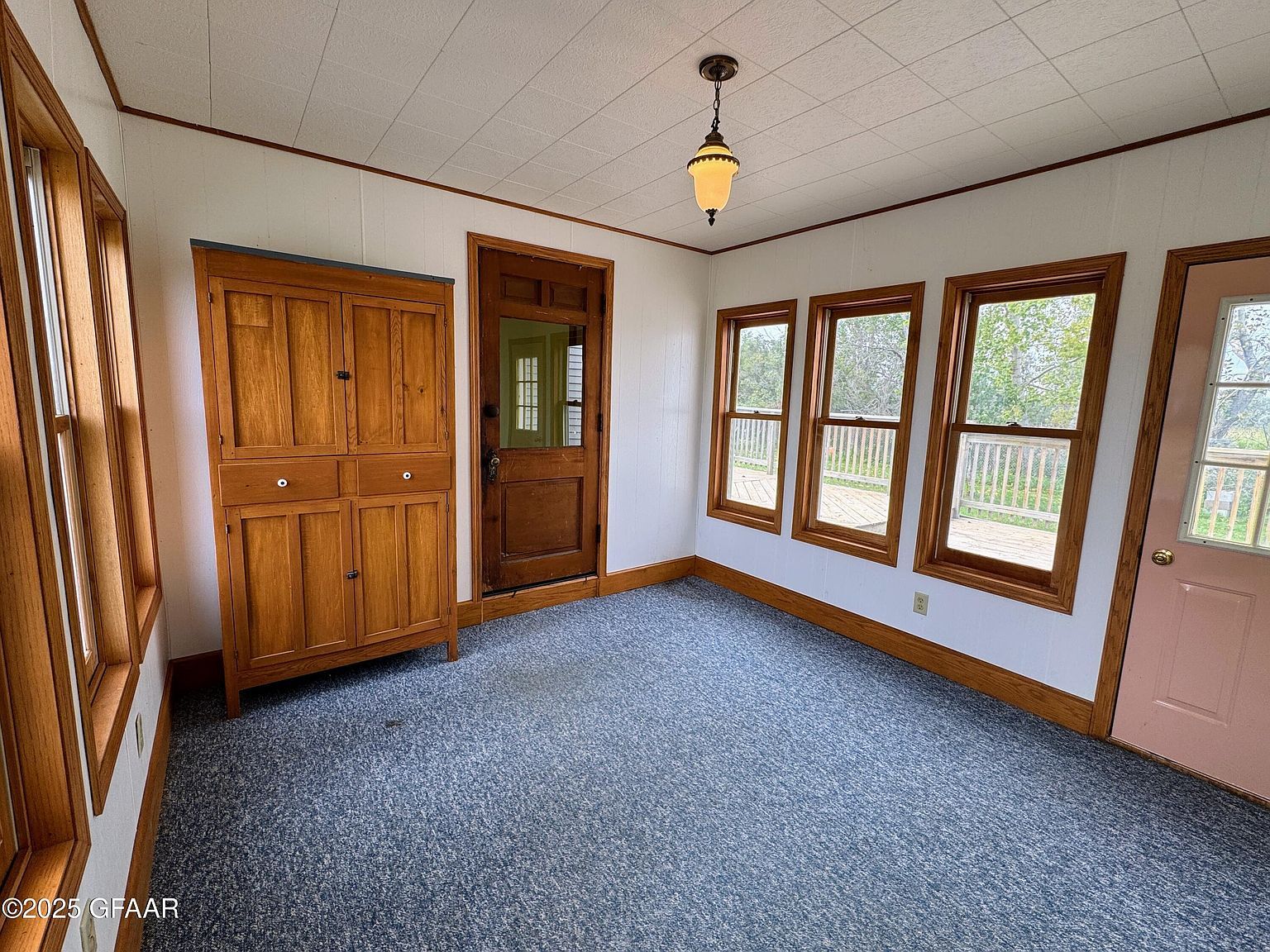 2613 29th Ave SW Devils Lake, ND 58301 - Thumbnail 5