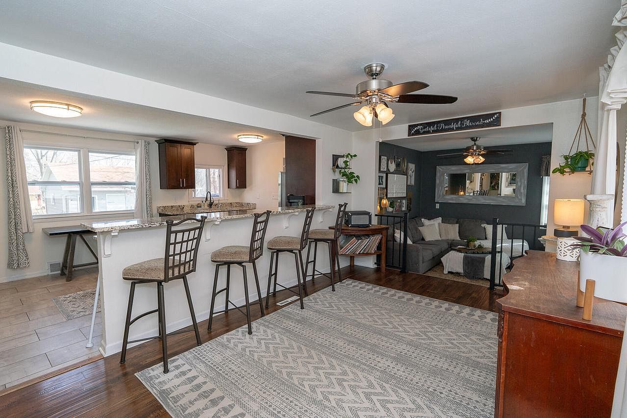 1514 S 165th St New Berlin, WI 53151 - Thumbnail 5