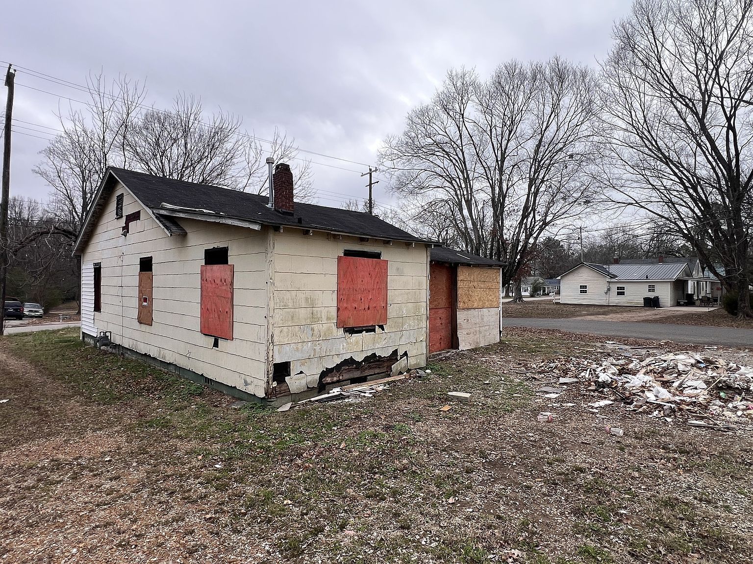 818 Curtis St Paris, TN 38242 - Thumbnail 5