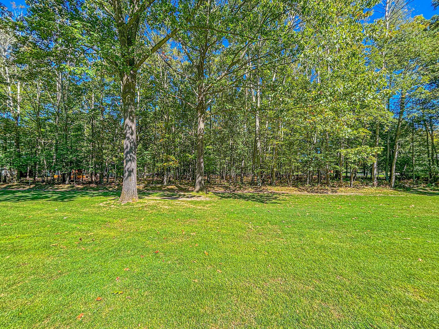 9861 Sunset Dr #305 Stanwood, MI 49346 - Thumbnail 5