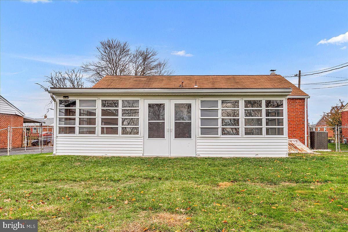 327 Pennewill Dr New Castle, DE 19720 - Thumbnail 5