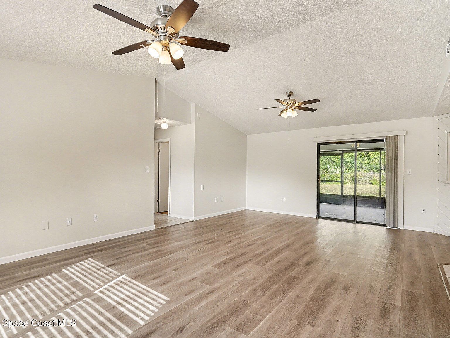 1337 Pakenham St NW Palm Bay, FL 32907 - Thumbnail 5