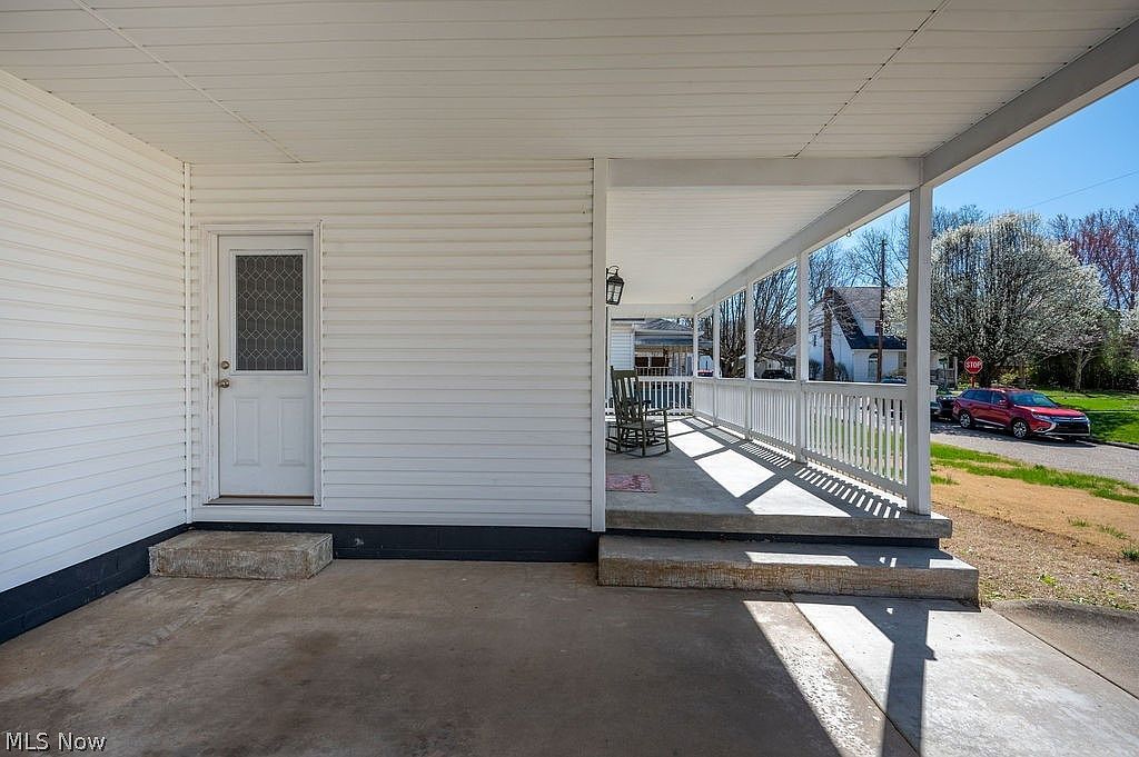 1021 38th St Vienna, WV 26105 - Thumbnail 5