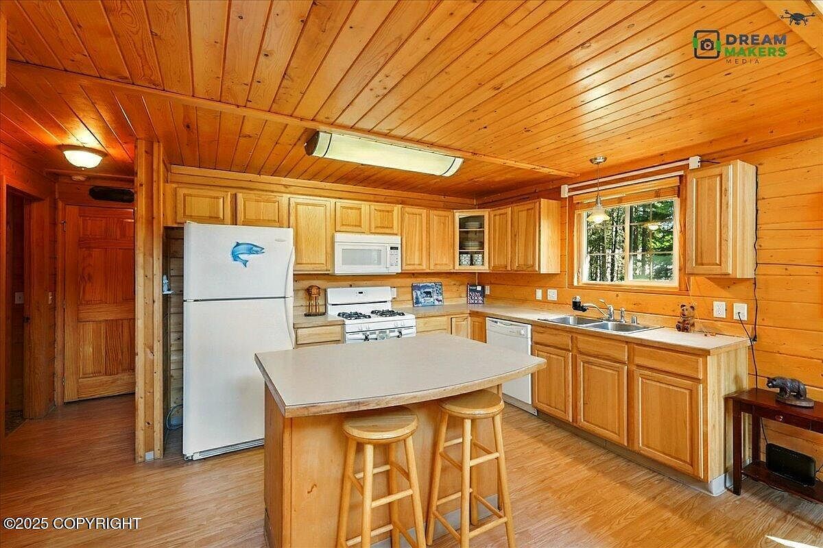 38916 Ian Cir Sterling, AK 99672 - Thumbnail 5