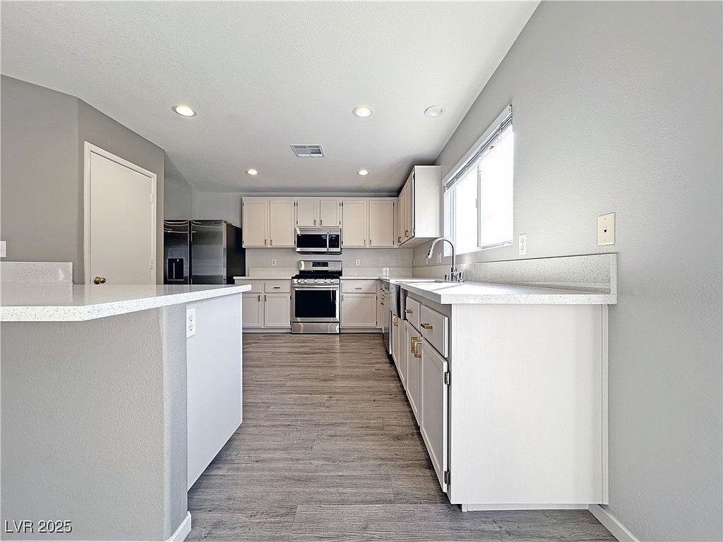 2421 Lilac Cove St Las Vegas, NV 89135 - Thumbnail 5