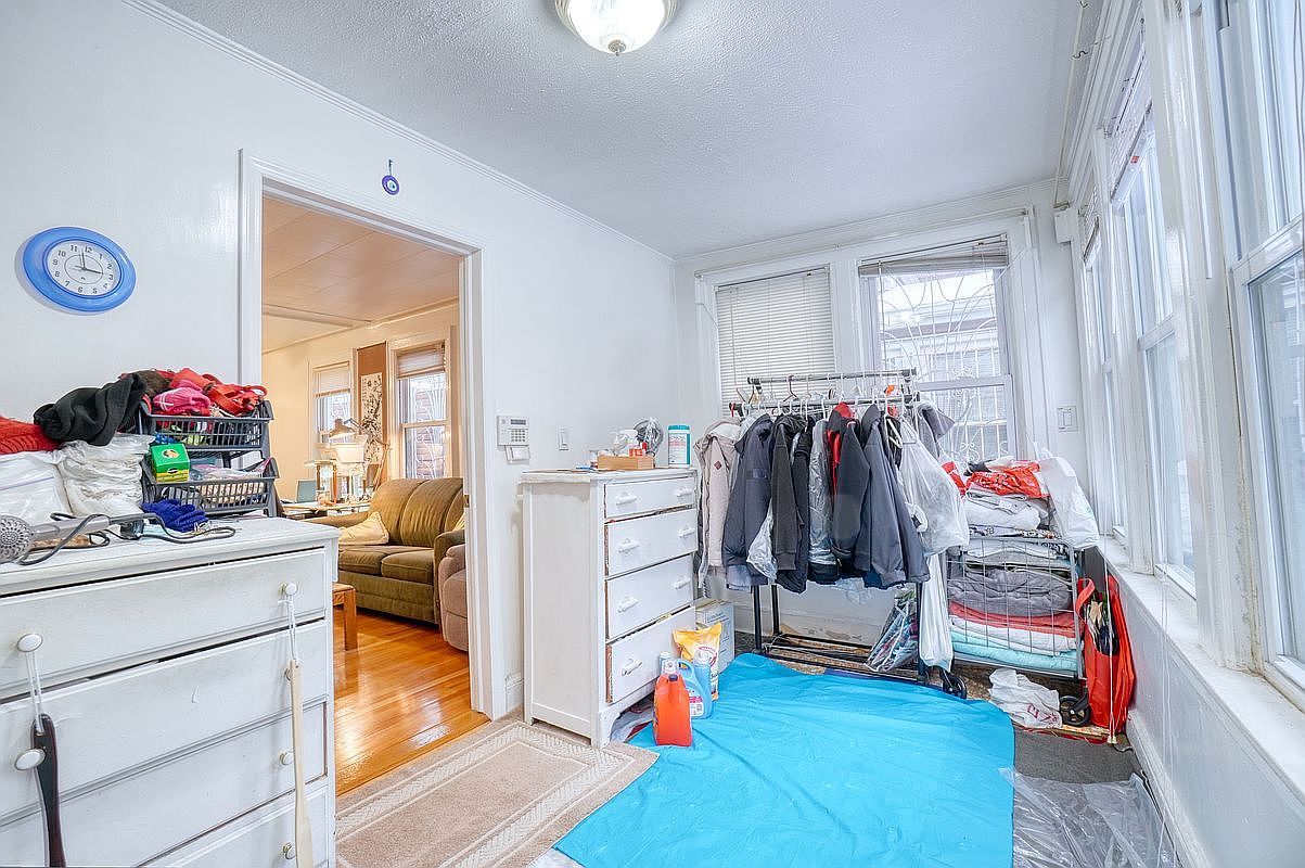 6310 Saunders St Rego Park, NY 11374 - Thumbnail 5