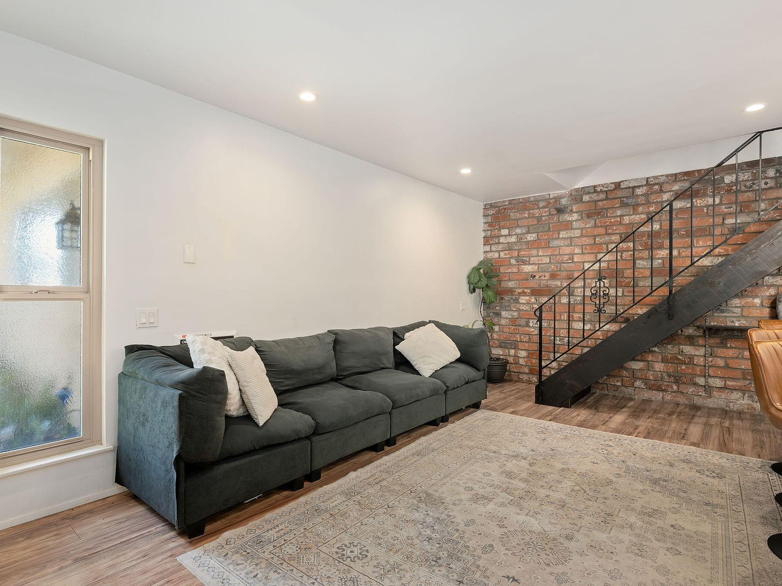 5950 Birch St APT 2 Carpinteria, CA 93013 - Thumbnail 5