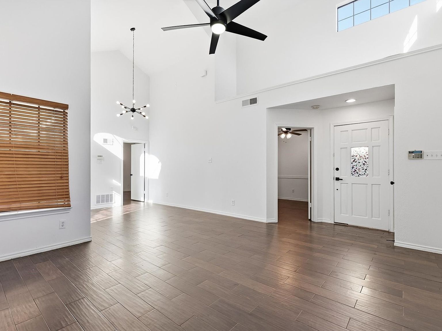 625 Fiesta Cir Irving, TX 75063 - Thumbnail 5