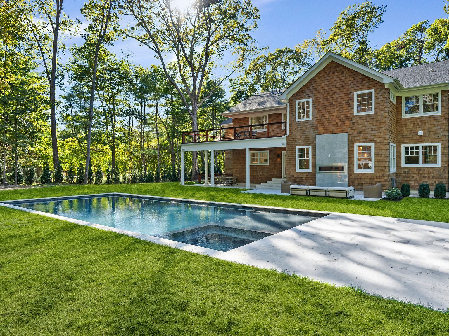 12 Garbis Ln East Hampton, NY 11937 - Thumbnail 5