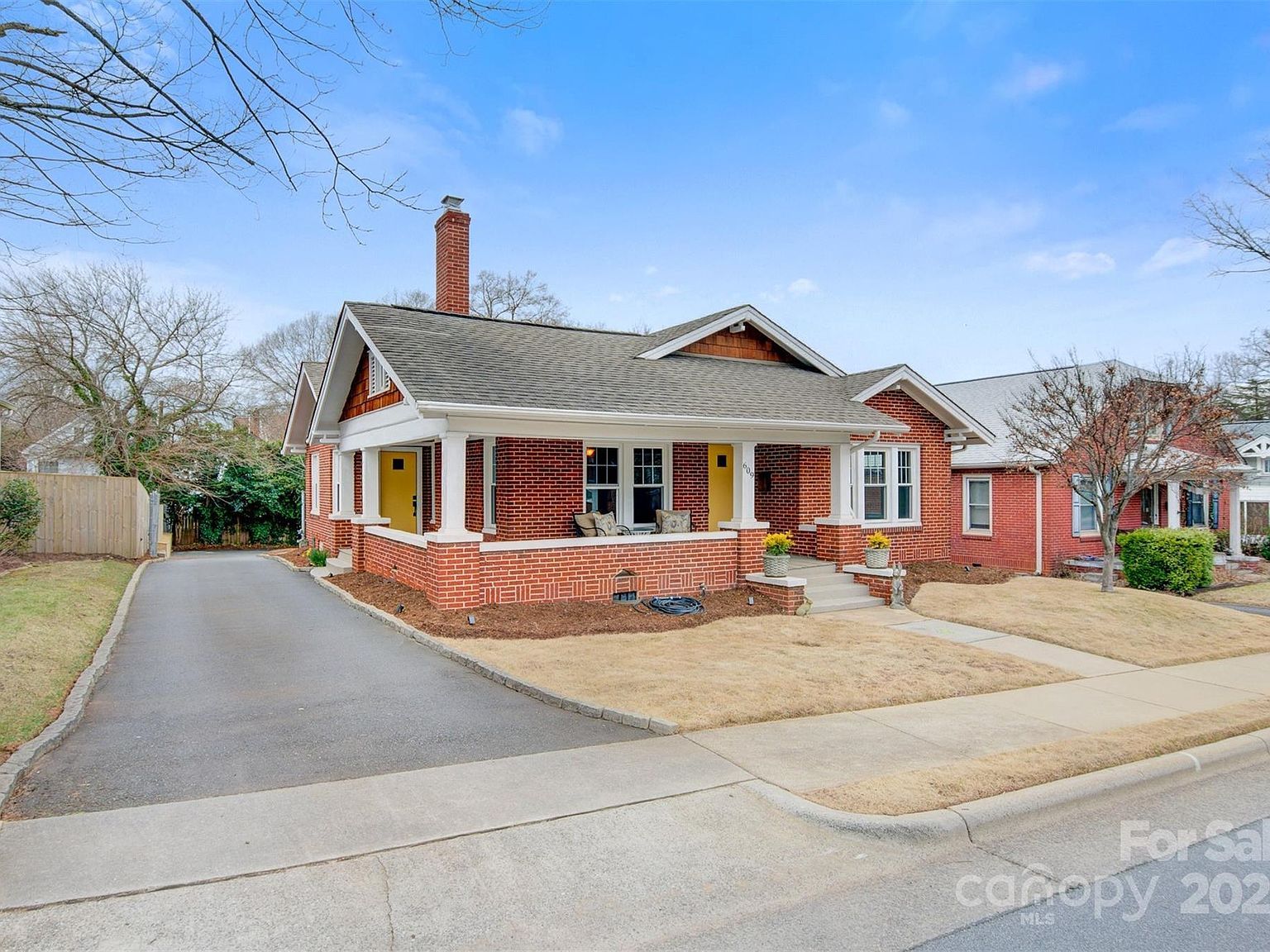 609 2nd St NE Hickory, NC 28601 - Thumbnail 5