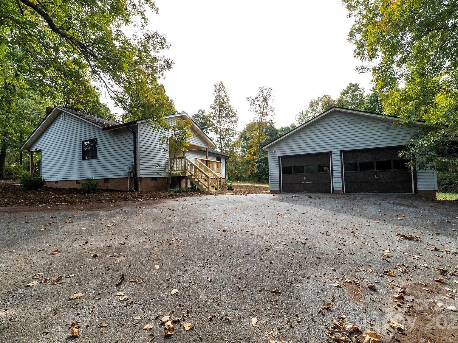 1210 29th Avenue Dr NE Hickory, NC 28601 - Thumbnail 5