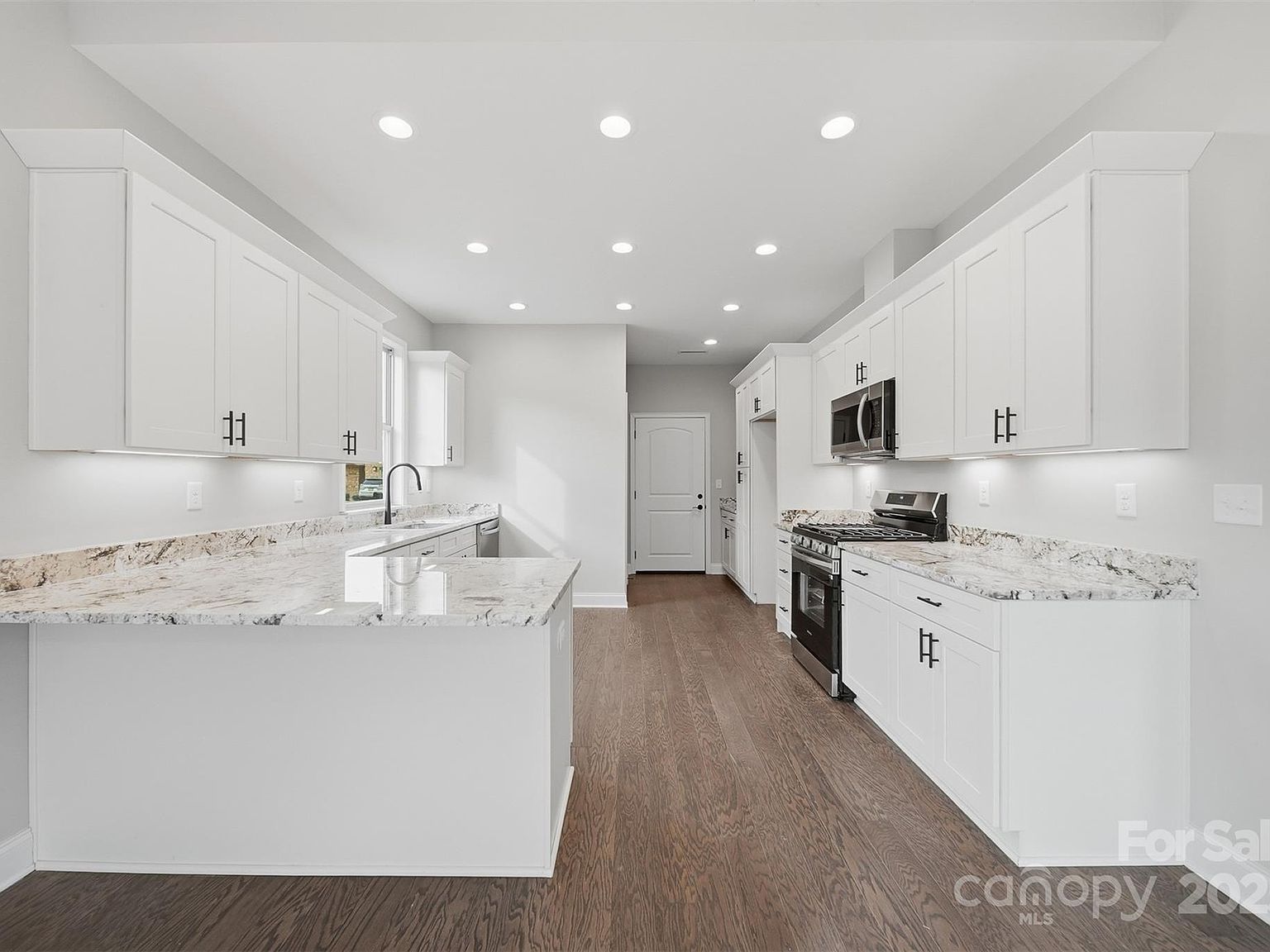 835A Wynnshire Dr Hickory, NC 28601 - Thumbnail 5