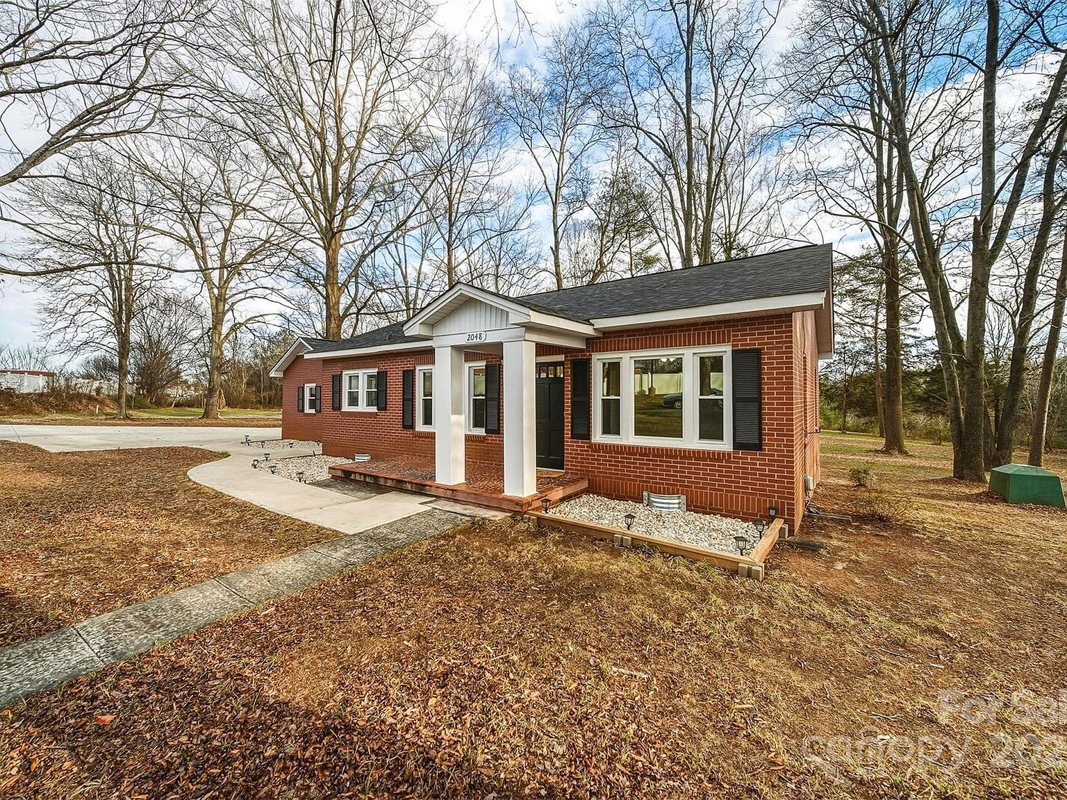 2048 Quiet Ln Hickory, NC 28602 - Thumbnail 5