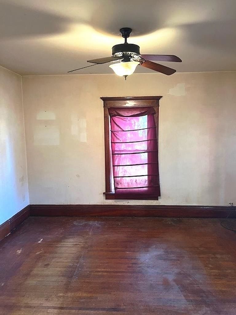 207 South St Lena, IL 61048 - Thumbnail 5