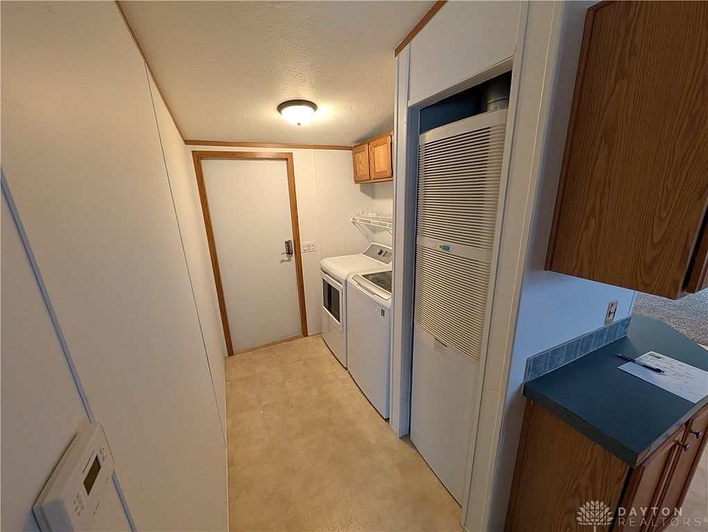 1042 Apple Blossom Ln Sidney, OH 45365 - Thumbnail 5