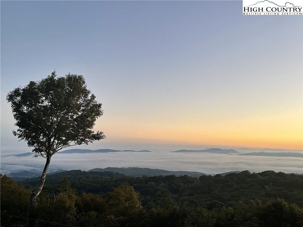 220 Northridge Rd APT 16 Beech Mountain, NC 28604 - Thumbnail 5