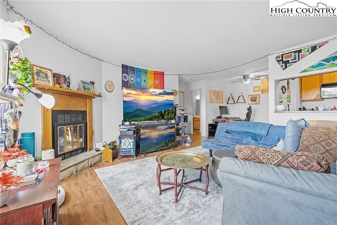 200 Pilgrims Way APT 12 Boone, NC 28607 - Thumbnail 5