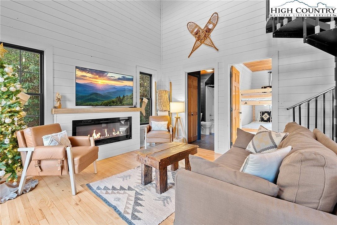 100 Bear Den Mountain View Dr Spruce Pine, NC 28777 - Thumbnail 5