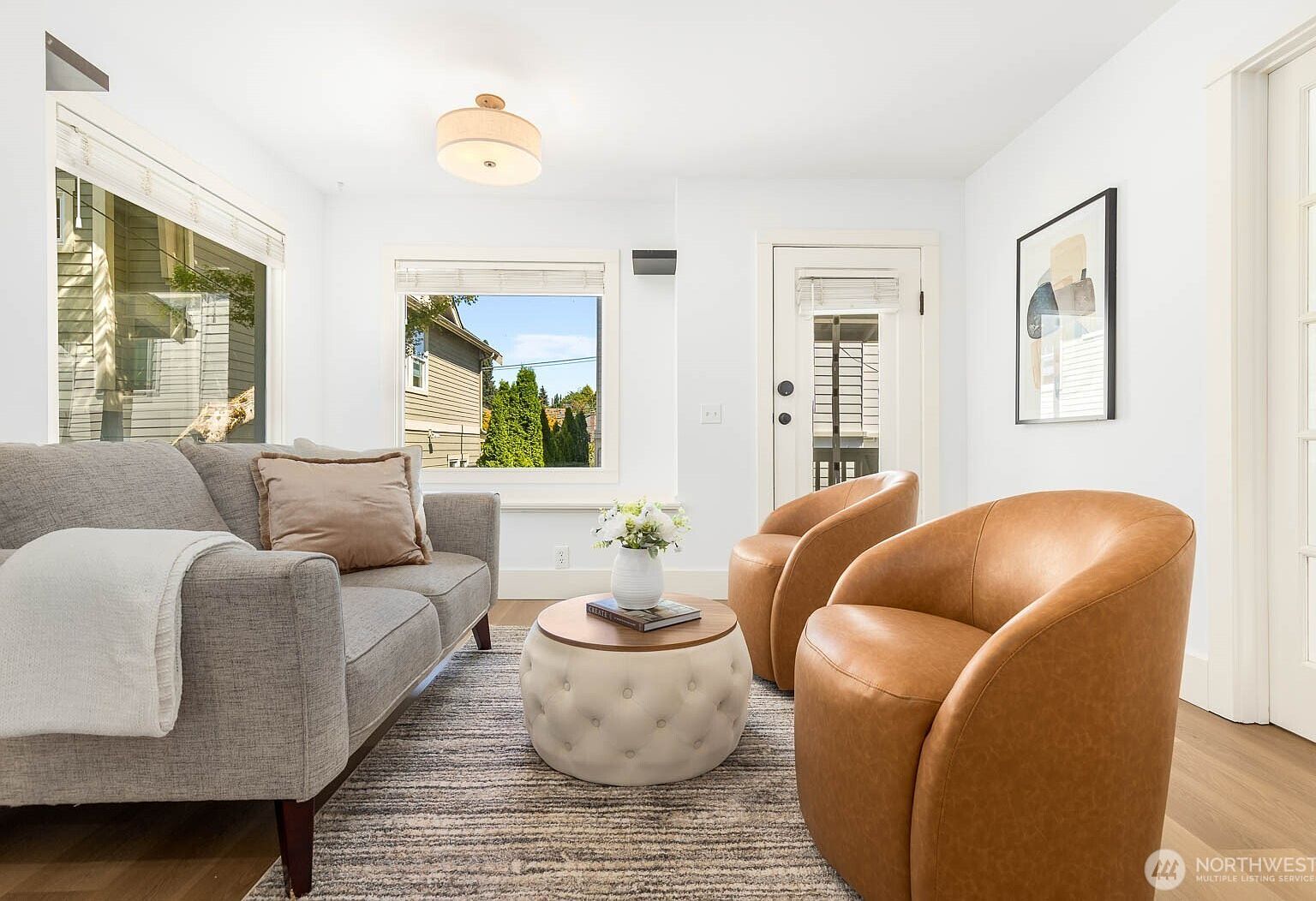 2423 3rd Ave W Seattle, WA 98119 - Thumbnail 5