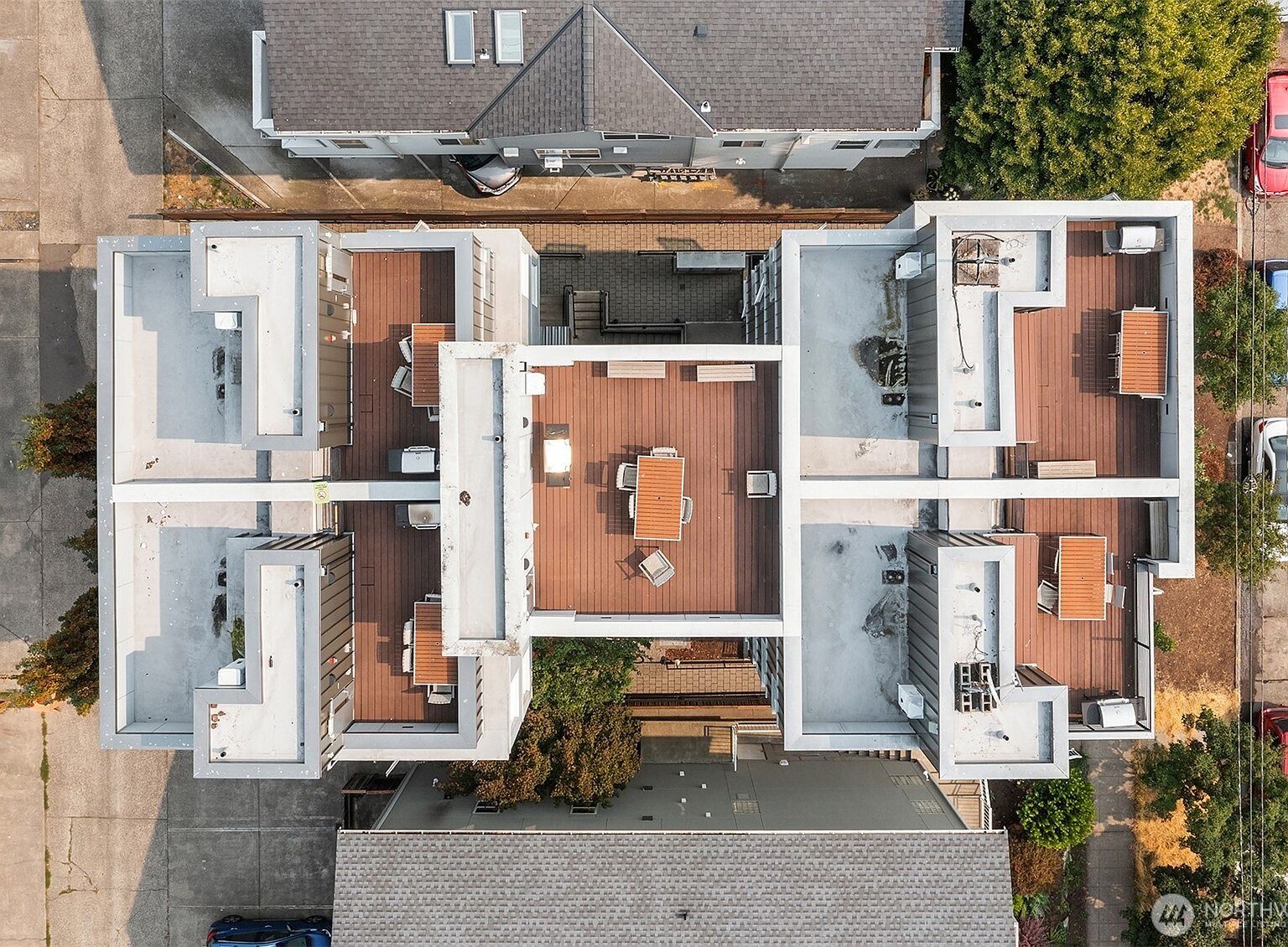 2418 NW 58th St Seattle, WA 98107 - Thumbnail 5