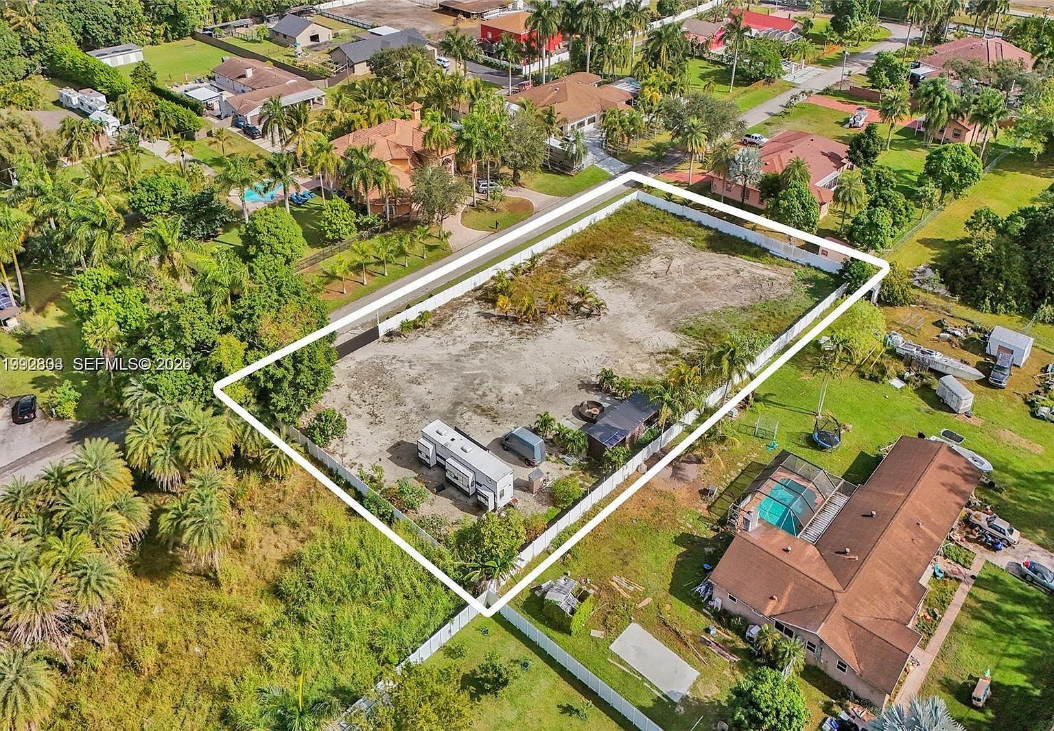 19730 SW 14th St Hollywood, FL 33029 - Thumbnail 5