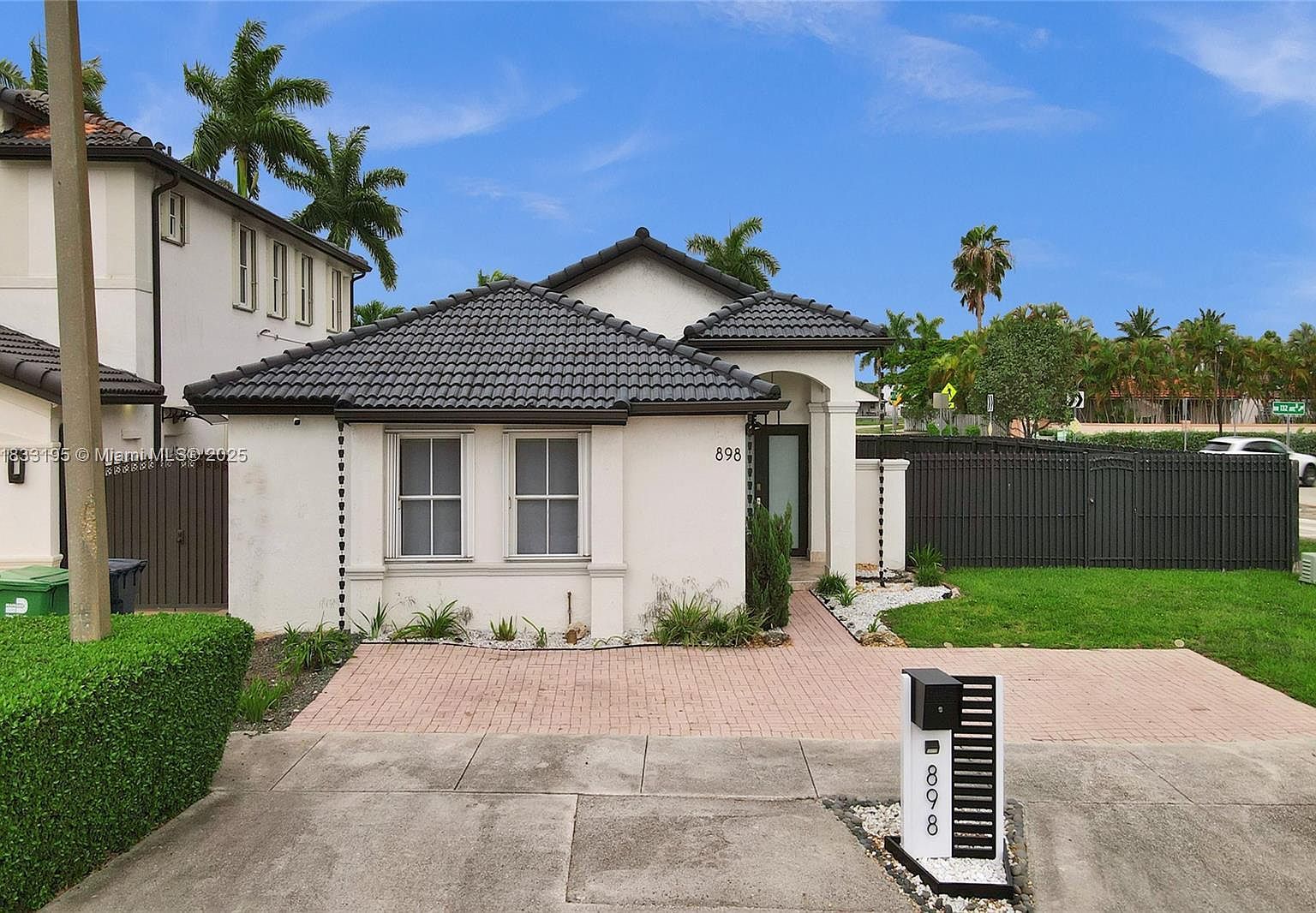 898 NW 131st Ave Miami, FL 33182 - Thumbnail 5