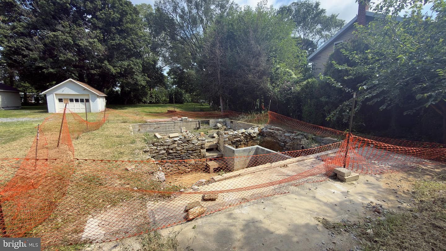 1506 W Trindle Rd Carlisle, PA 17015 - Thumbnail 5