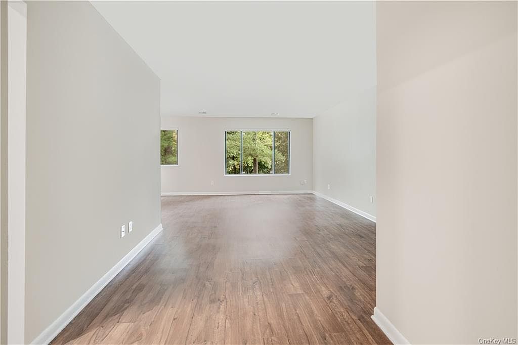 2903 Fox Ln Poughkeepsie, NY 12603 - Thumbnail 5