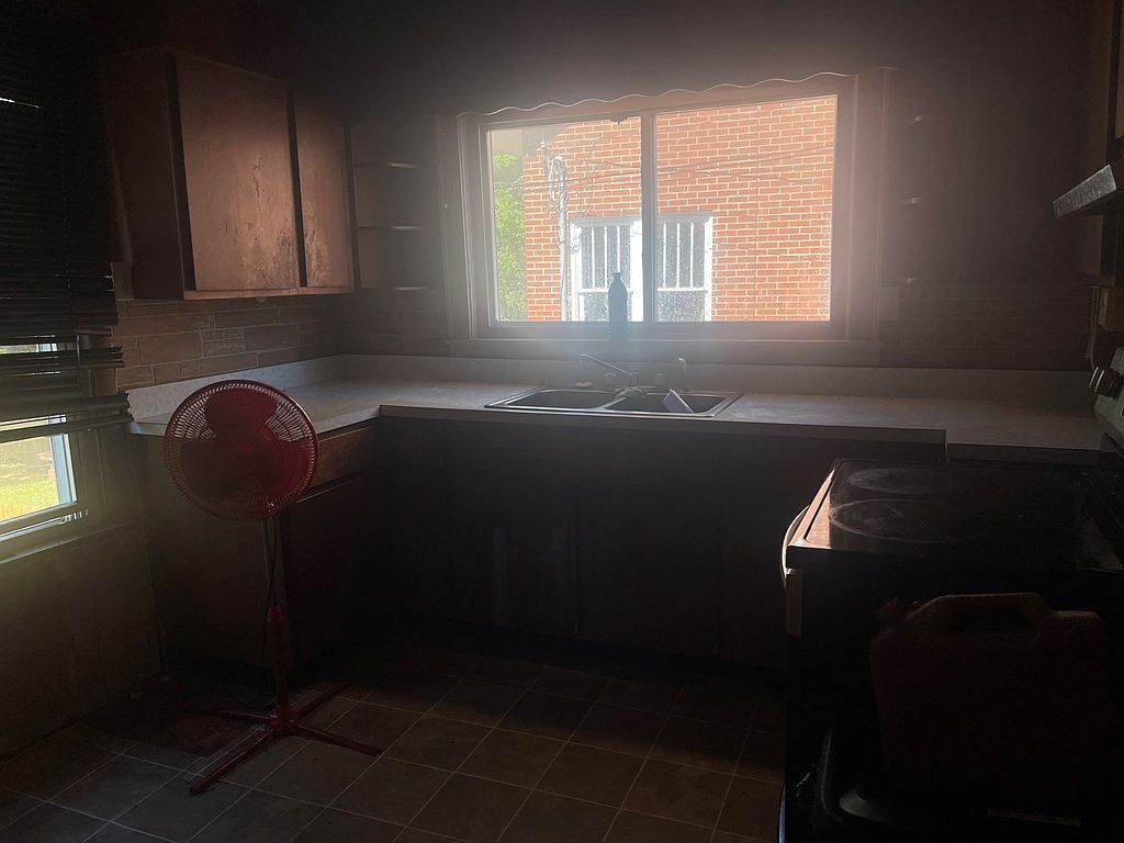 1310 S Kanawha St Beckley, WV 25801 - Thumbnail 5