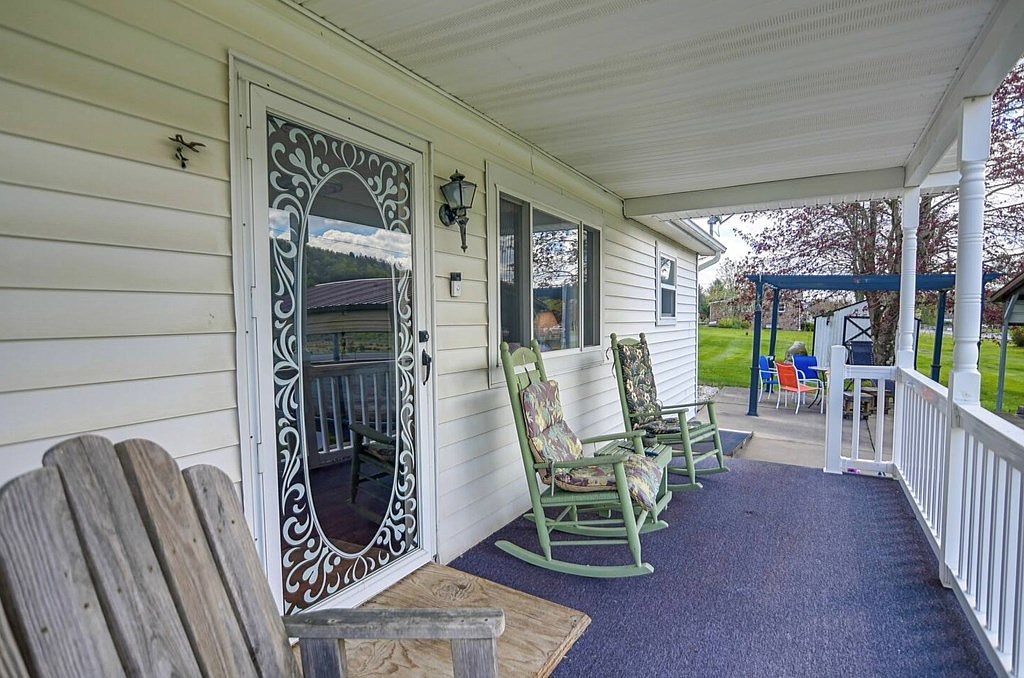 17522 Sandstone Rd Meadow Bridge, WV 25976 - Thumbnail 5