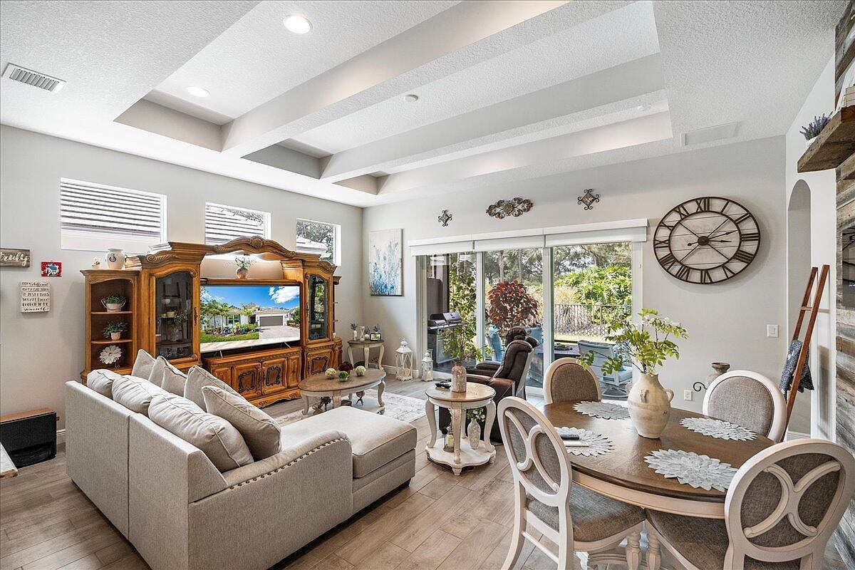 12591 SW Sunrise Lake Ter Pt Saint Lucie, FL 34987 - Thumbnail 5