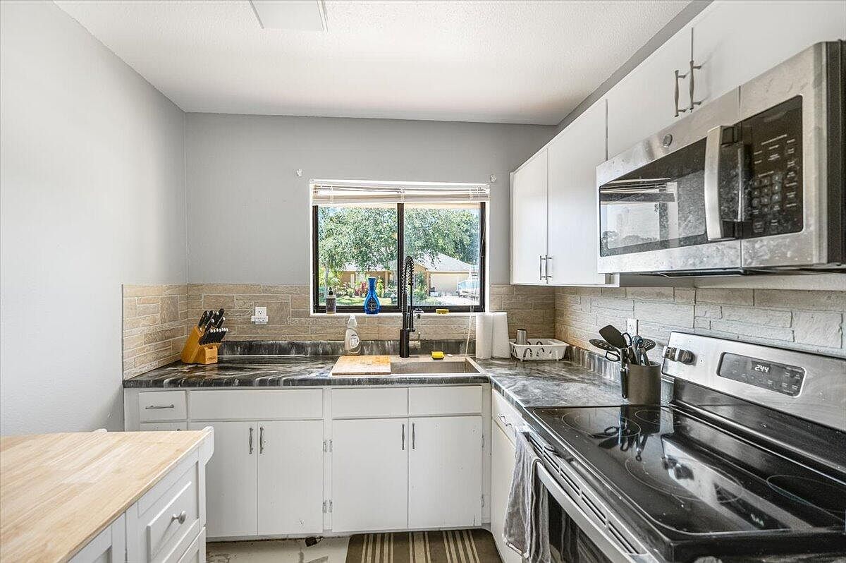 2046 7th Dr SW Vero Beach, FL 32962 - Thumbnail 5