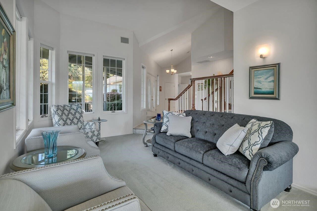 20204 Island Pkwy E Lake Tapps, WA 98391 - Thumbnail 5