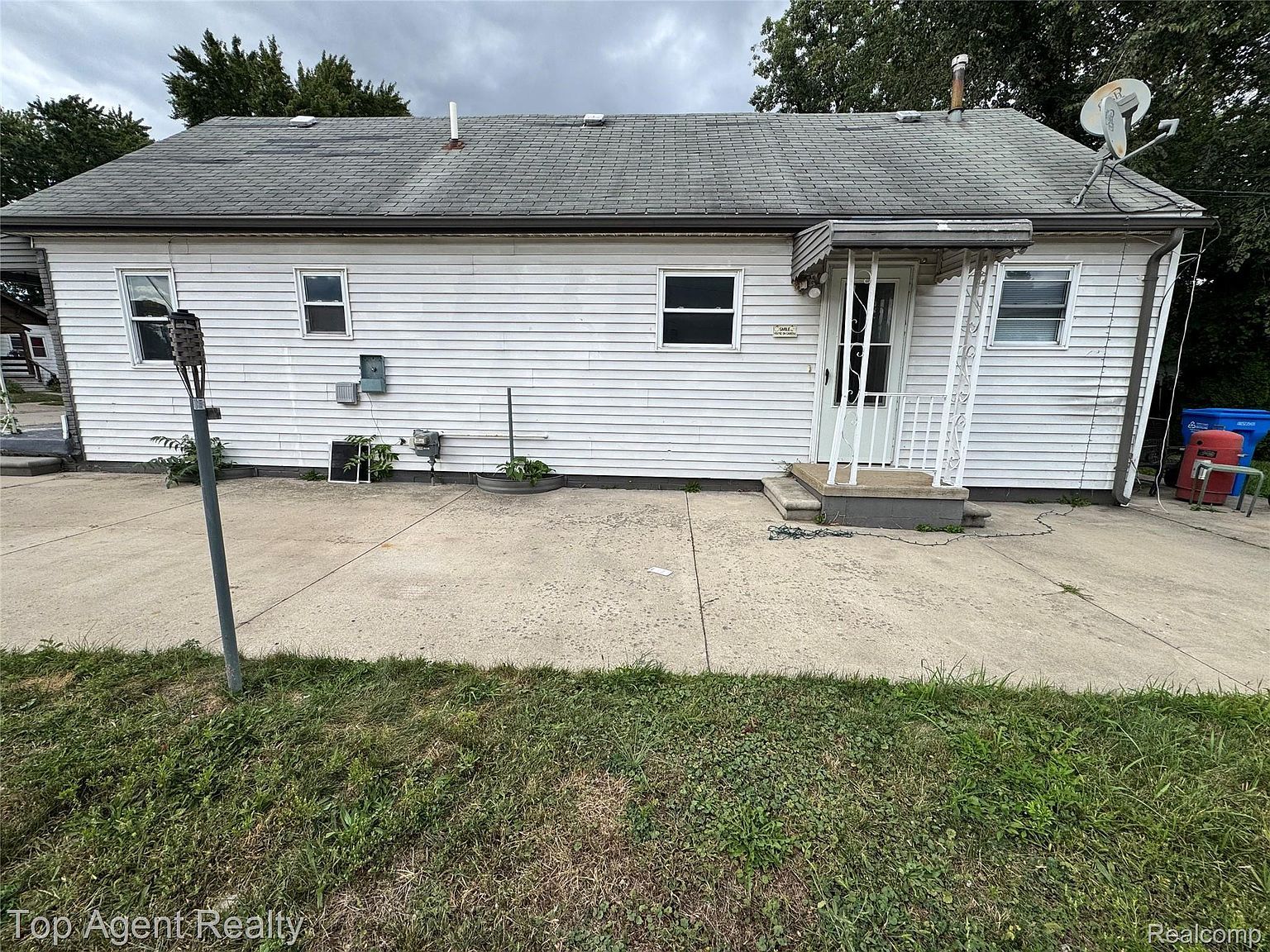 27028 Barrington St Madison Heights, MI 48071 - Thumbnail 5