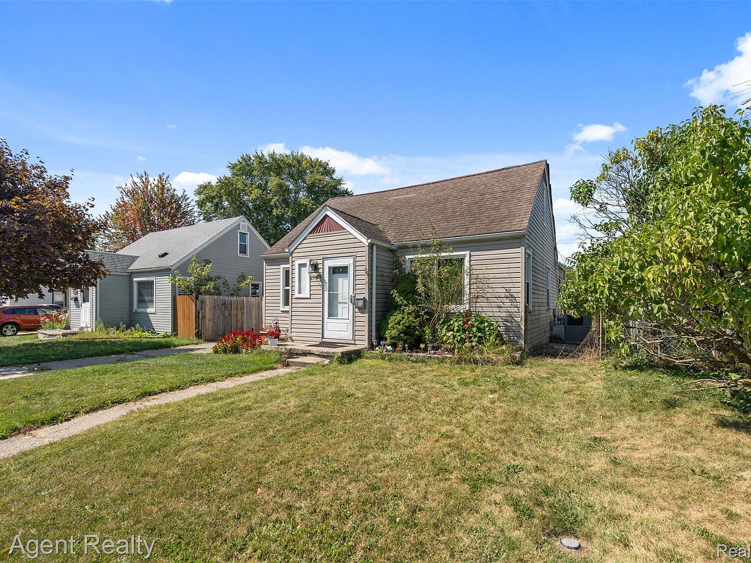 25673 Ford St Roseville, MI 48066 - Thumbnail 5