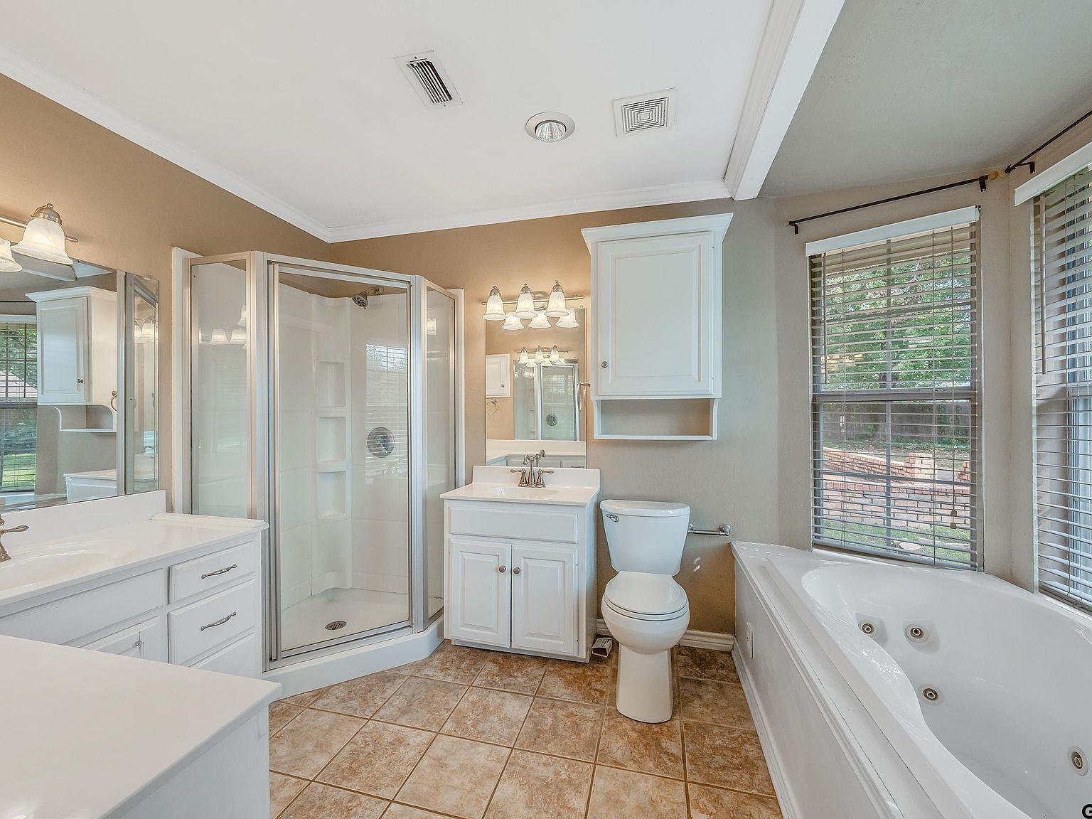 608 Top Hill Dr Tyler, TX 75703 - Thumbnail 5