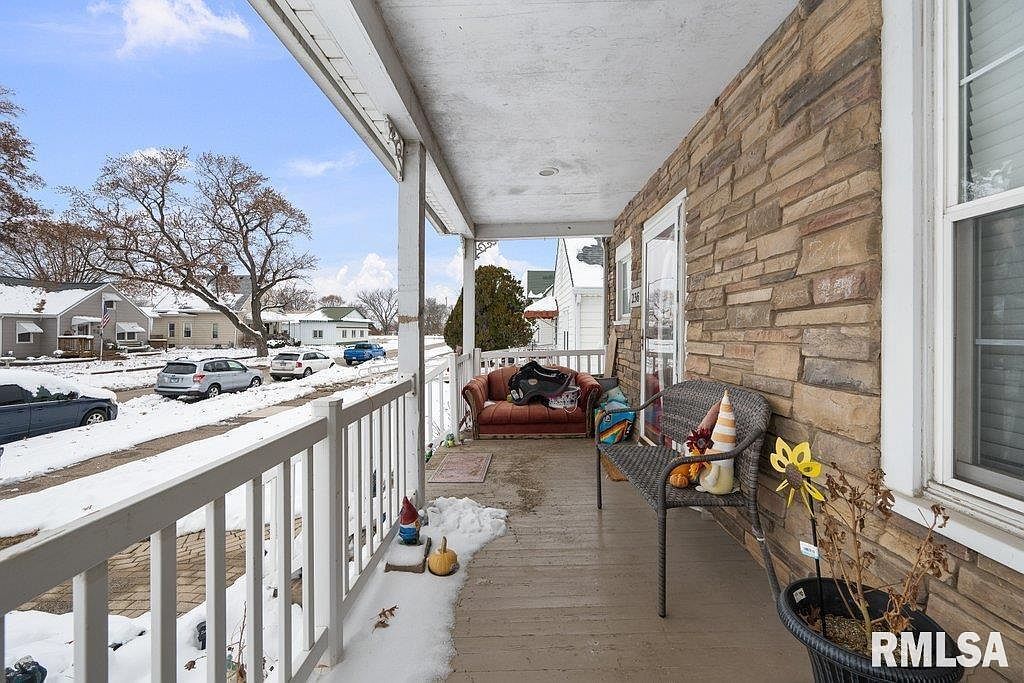 236 43rd St Moline, IL 61265 - Thumbnail 5