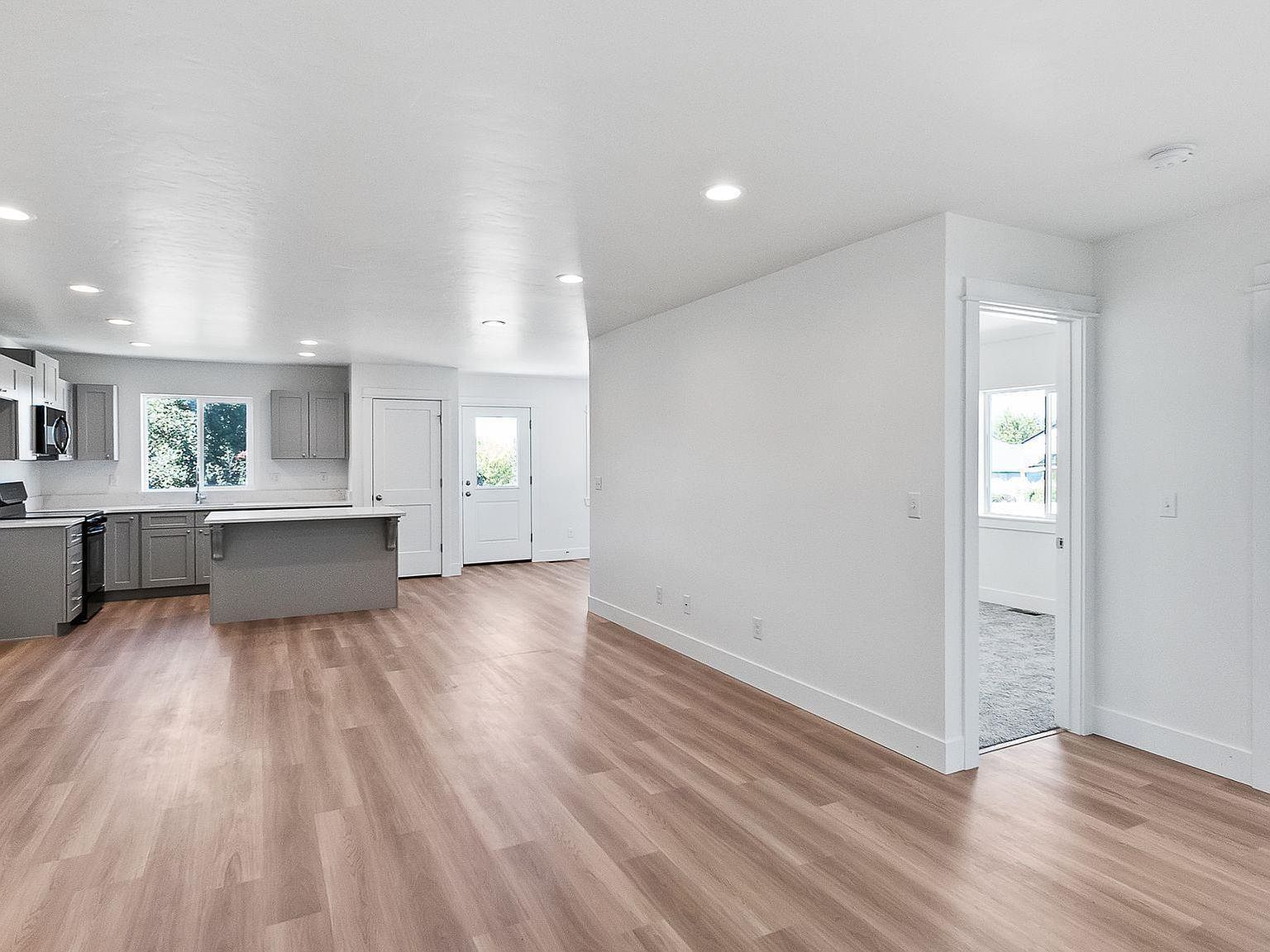 1611 Regency Way Emmett, ID 83617 - Thumbnail 5