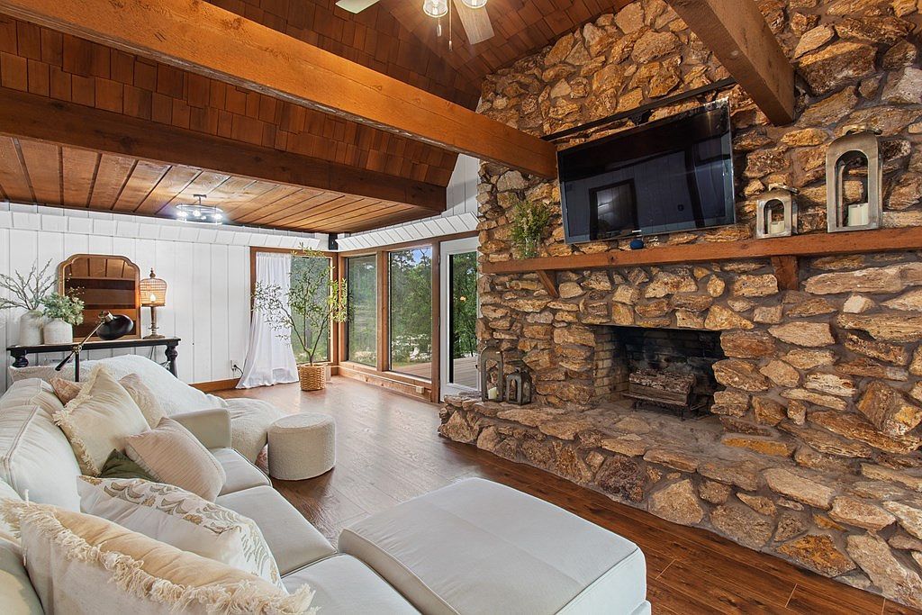 285 Private Road 3037 Jasper, TX 75951 - Thumbnail 5